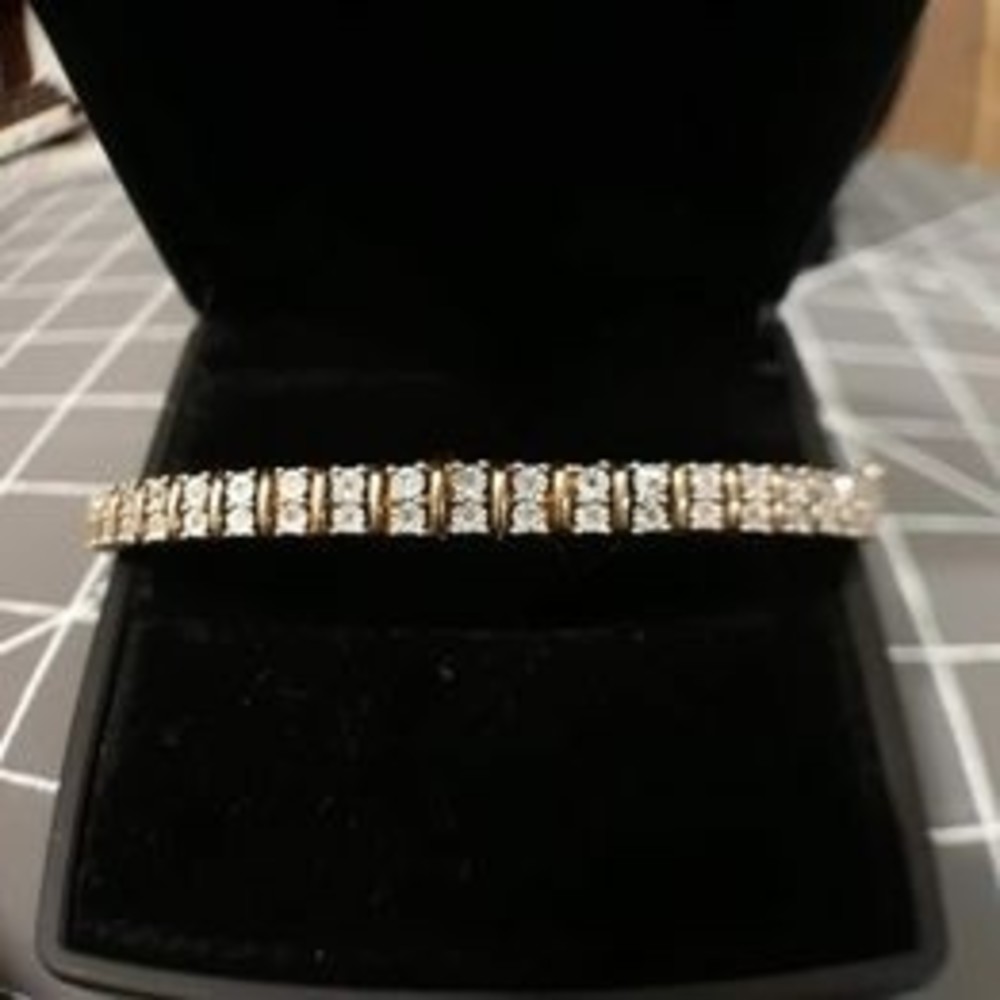 13.9g Vtg Sterling Silver 925 Diamond Hinged Bangle Bracelet 7.5” 4mm wide